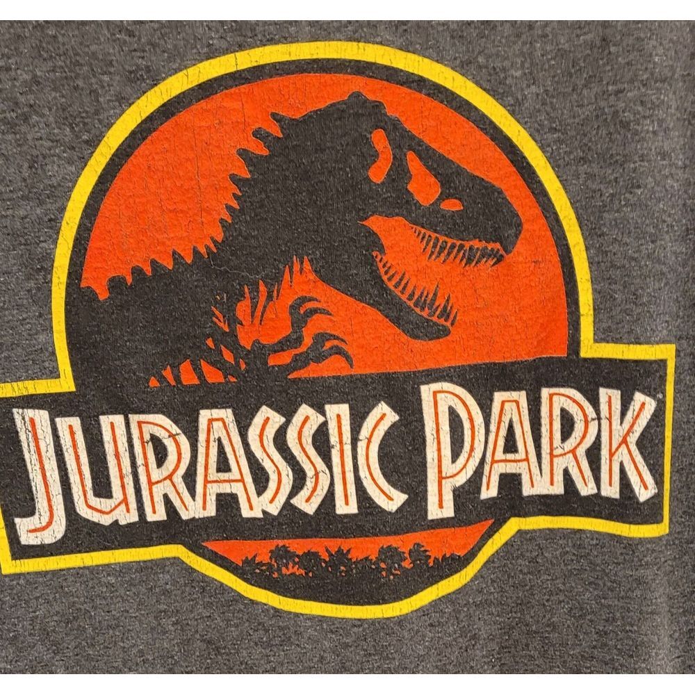 Jurassic Park T-Shirt Men's Medium Gray Short Sleeve Crewneck Vintage. Movie‎